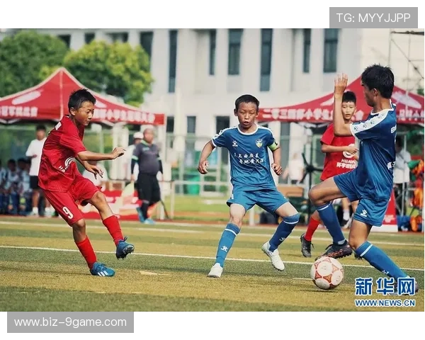 玉树曲麻莱县足球队球星崭露头角 引领当地体育事业新风潮